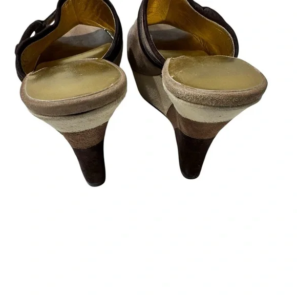 Jessica Bennett Elegant Tan Suede Mules with Dark Brown Trim Size: 10 - Picture 3 of 7